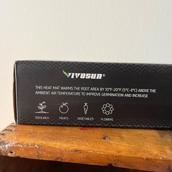VivoSun Seedling Heat Mat Professional Germination Kit - Picture 4 of 7